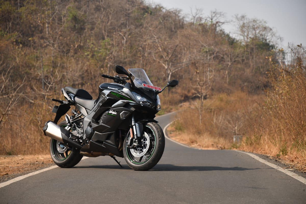 Kawasaki Ninja 1100SX Mileage 17.8 kpl – Ninja 1100SX Petrol